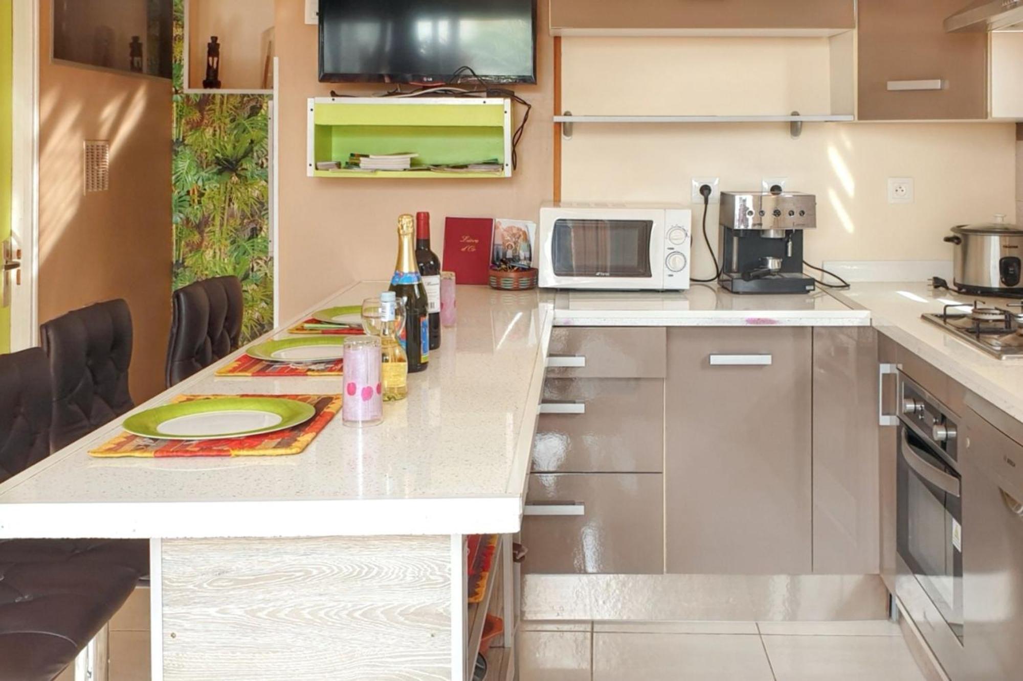 Maison de 2 chambres avec vue sur la mer jardin clos et wifi a Saint paul Extérieur photo